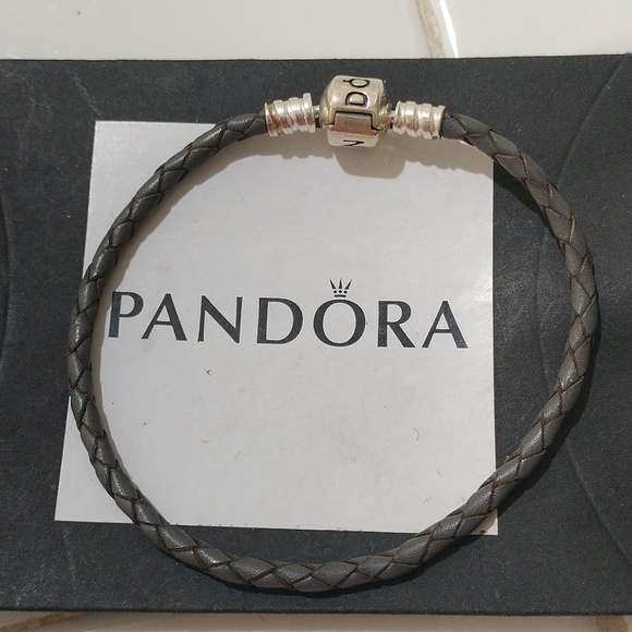 Pandora Single Gray Leather Bracelet with Sterling Silver Clasp 590705CGY-S - Picture 3 of 5